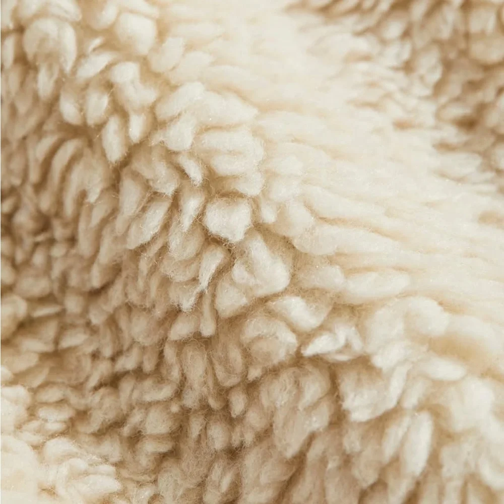 Vineyard Vines Cream Sherpa Vest with Navy Trim